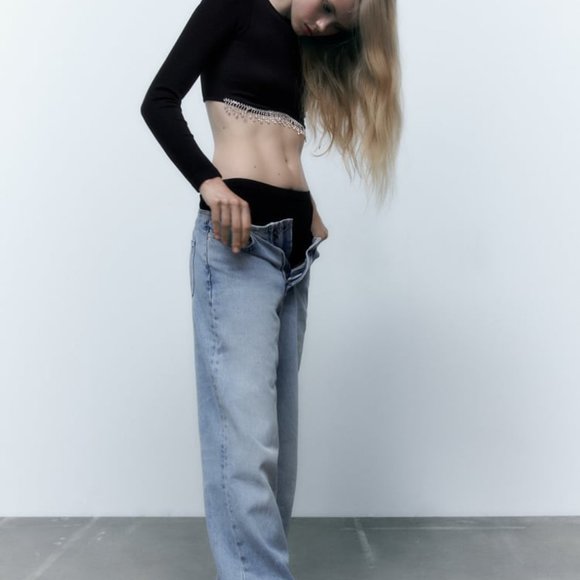 SEAMLESS RHINESTONE TOP - Picture 5 of 8